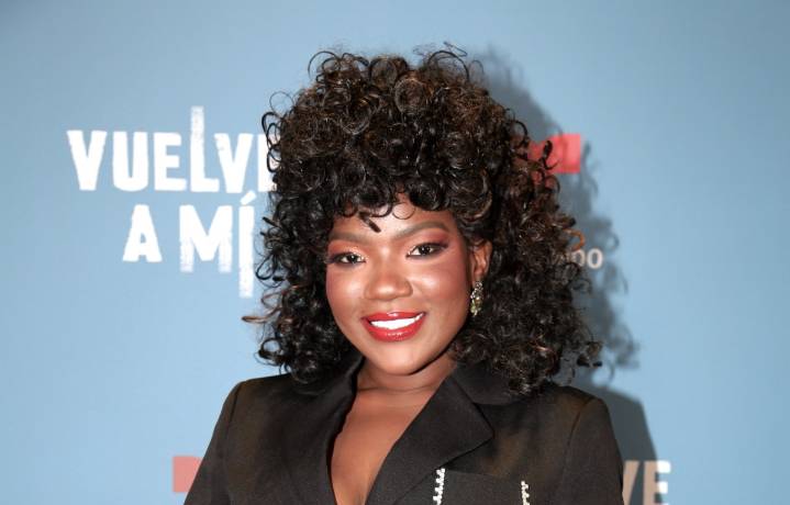 “Fue cubana en otra vida”: Chiky Bombom es felicitada por su imitación de Celia Cruz