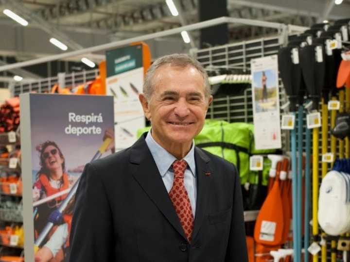 Decathlon vuelve a la Argentina con el empresario de los ‘90 Manuel Antelo: su plan para traer nuevas marcas y abrir shoppings
