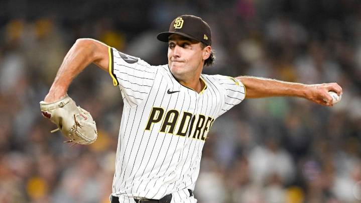 San Diego Padres re-sign left-hander Kyle Hart to $1.2 million deal for next season with 2027 option