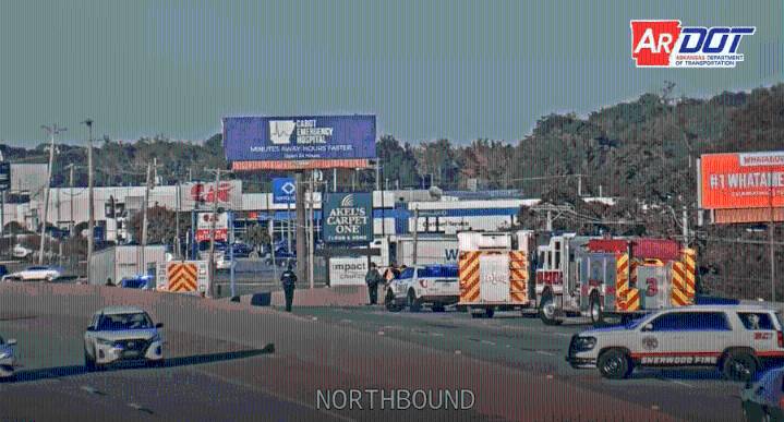 Crash on northbound I-57 in Sherwood impacting traffic