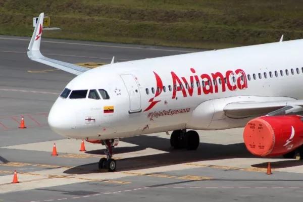 Avianca informa que suspendió la venta y operación de vuelos desde y hacia Venezuela