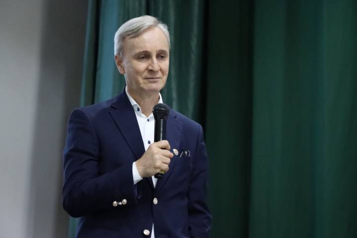 ¿Con cuántas semanas se pensionarán las mujeres? Independiente de la aprobación de la reforma pensional