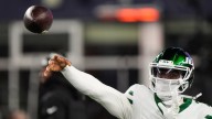 Jets’ Aaron Glenn confirms that Tyrod Taylor will start at quarterback, Justin Fields is benched