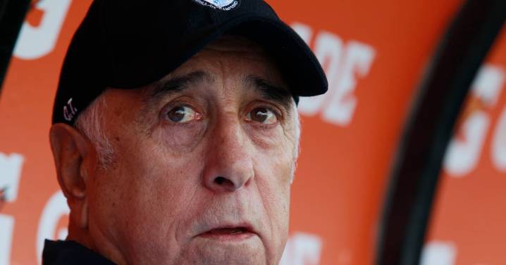 Actualizan estado de Nelson Acosta tras ser internado en una clínica de Rancagua