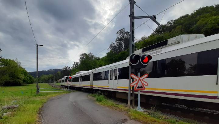 Nuevo fallo en Cercanías: evacuados los pasajeros del tren Santander