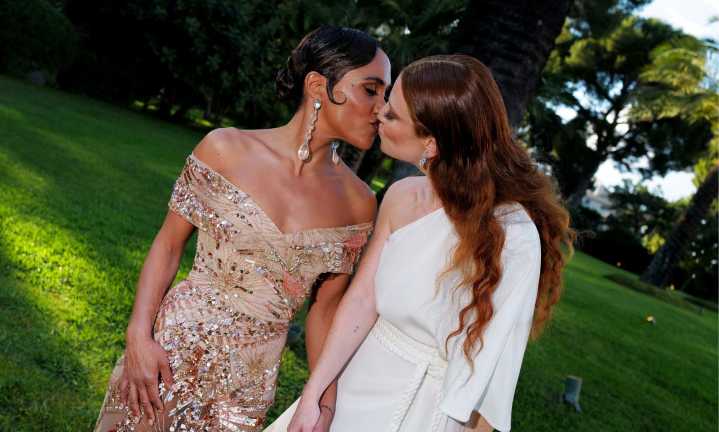 Jess Glynne reacts to I'm A Celeb star Alex Scott's proposal request