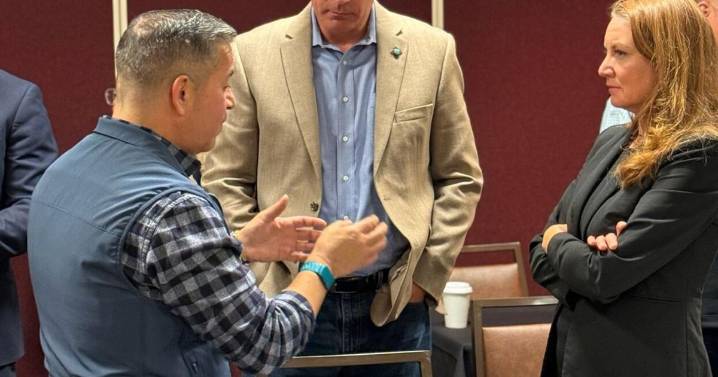 N.M. senators, Stansbury push for Chaco Canyon protections, highlight job cuts