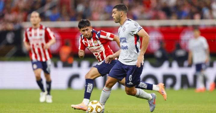 Chivas y Cruz Azul dejan todo para la vuelta