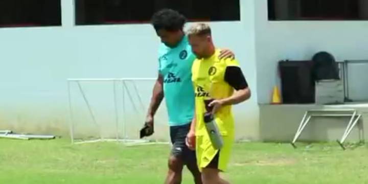 Santiago Acasiete y Cristhian Tizón se reconcilian después de desafortunado cruce con Juan Pablo II en Liga 1 2025