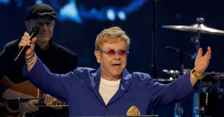 Elton John suffers devastating health blow and 'challenging' 15 months