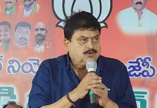 Telangana CM's comments 'Cong means Muslims' kicks up row, BJP ca...