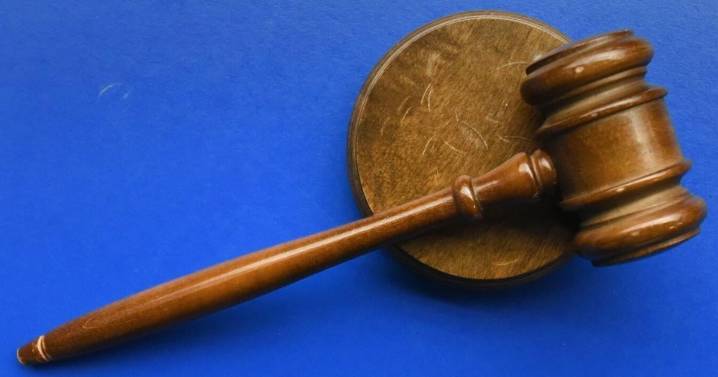 Federal judge sentences man who shot at Winston