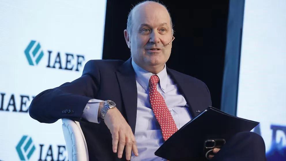 El Gobierno nacional reactiva la "motosierra" y planea continuar reduciendo la planta estatal en 2026