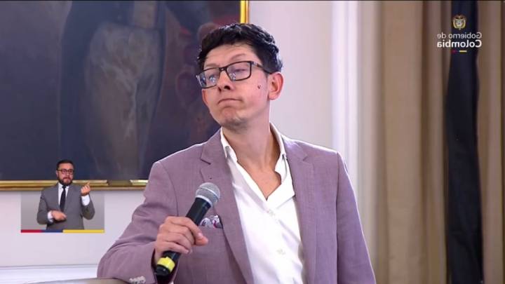 Daniel Rojas, ministro de Educación, cuestiona al alcalde Alejandro Eder por Universidad del Oriente