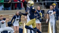 Notre Dame opens Syracuse game with four touchdowns in eight minutes