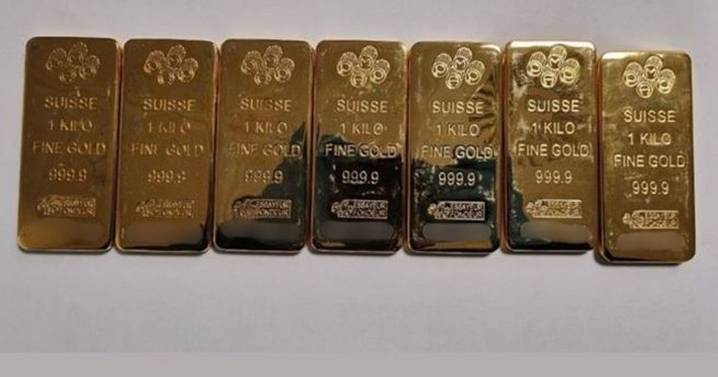 Police swoop on 'suspicious' car at Manchester Airport and strike gold