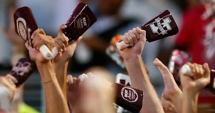 Weekend Predictions: Falcons, Georgia hit road, only one returns with win