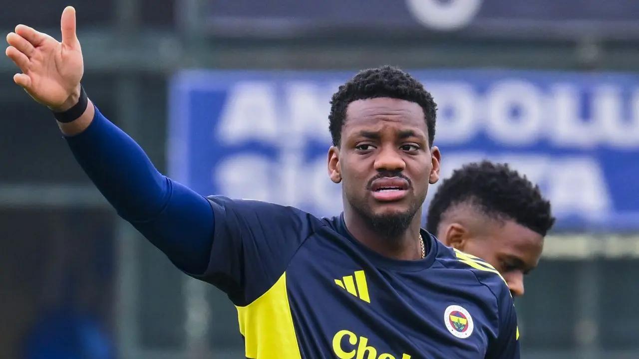 Jhon Durán recibirá advertencia en reunión privada del Fenerbahce; filtran detalles