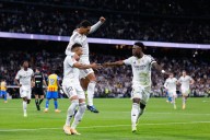 El Madrid arrolla al Valencia con la goleada de la paz