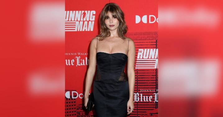 Olivia Jade Flaunts Cleavage on Red Carpet After Her Dad Moves on With Younger Girl Post