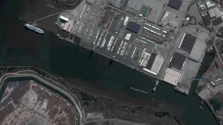 Incendio en buque de carga en puerto de Wilmington deja heridos