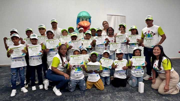 Niños del Barrio Chino se gradúan como Vigías Ambientales de la Ciénaga de Las Quintas