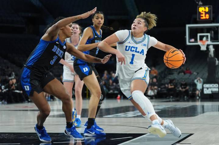 No. 3 UCLA women rout Duke without Lauren Betts