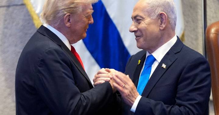 Netanyahu pide formalmente un indulto presidencial de sus acusaciones de corrupción