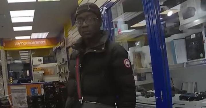 Scottish cop mercilessly mocked over 'Rab C Nesbitt' style arrest of two thieves