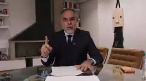 Armando Benedetti denuncia allanamiento a su casa y acusa abuso de poder de la magistrada Lombana