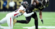 Saints' Alvin Kamara leaves the game against the Falcons with a right knee injury