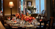 Tablescapes that dazzle: See how 5 veteran hosts and designers create their holiday settings