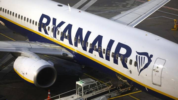 Ryanair, reina del "low cost pero menos: sus billetes suben un 16,4% en dos años