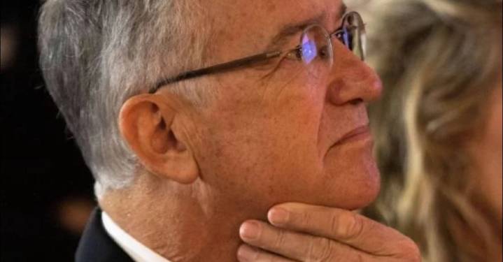 Salinas Pliego mandó espiar a abogado; lo regaña un juez de Londres: Bloomberg