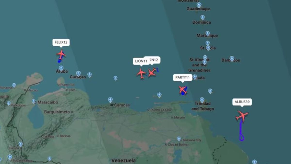 Afirman que 5 aviones de guerra de EEUU sobrevolaron las costas de Venezuela