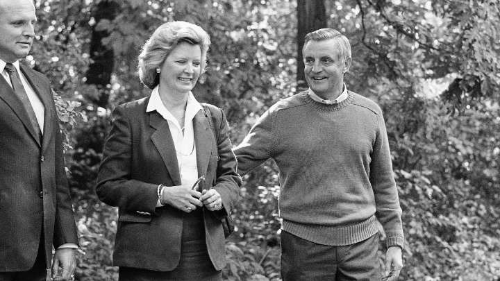 Martha Layne Collins to lie in state at the Old State Capitol