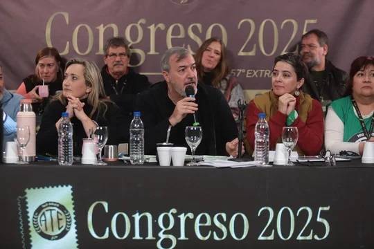 ATE convocó a un plenario federal para este martes y prepara un paro contra la reforma laboral