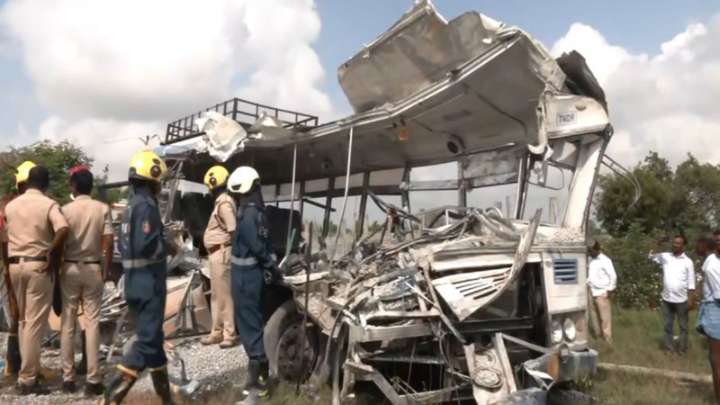 20 people dead in Rangareddy bus-truck collision, Telangana minister Ponnam Prabhakar confirms