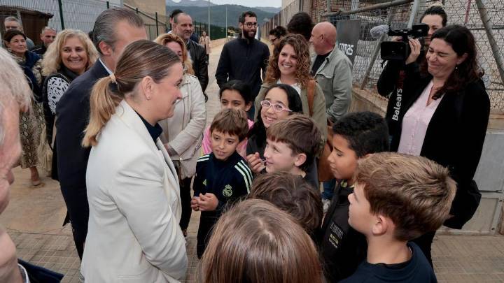 Fin del centro modular de Can Cirera Prim: Colocan la primera piedra del nuevo CEIP de sa Pobla