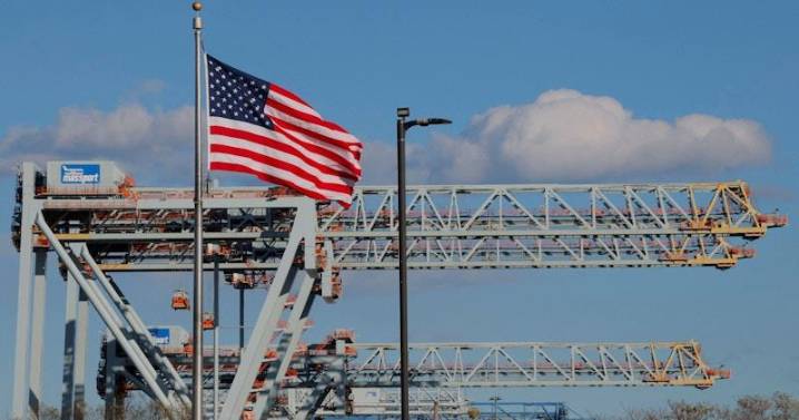 Supreme Court to Decide Fate of Trump’s Controversial Tariffs