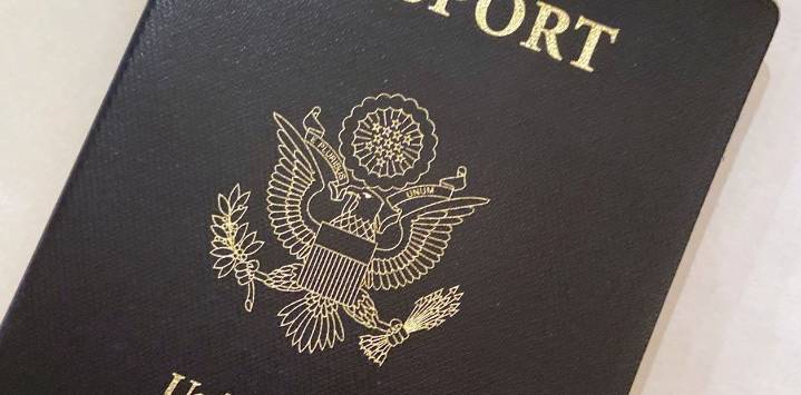 El Departamento de Estado prohíbe renovar el pasaporte a quienes presenten estos documentos