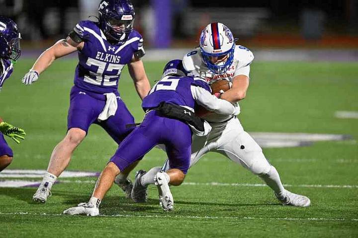 Backup QB scores winner for Elkins in title game rematch vs. Arkadelphia