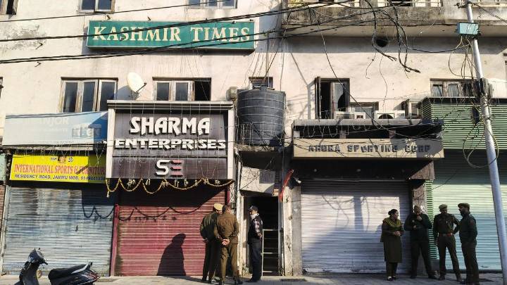 J&K Police’s special cell searches Kashmir Times office in Jammu