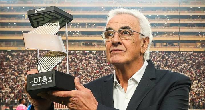 Jorge Fossati tuvo primera reunión con Universitario: detalles y posible nuevo contrato