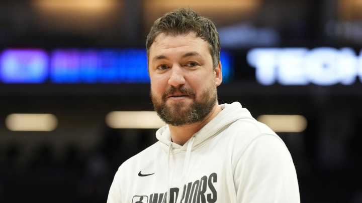 New York Liberty hiring Warriors assistant Chris DeMarco as new head coach