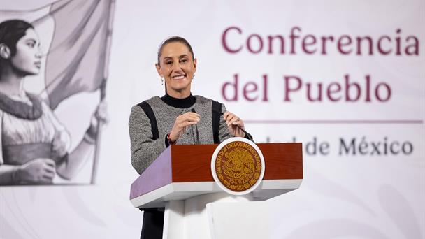 Sheinbaum confirma que le ofreció una embajada al ya ex fiscal general de México