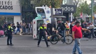 Ambulancia de Protección Civil vuelca en Eje Central y Fray Servando; tres paramédicos resultan lesionados