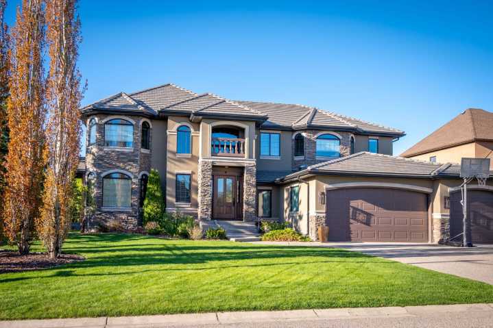 These 10 Calgary neighbourhoods are the priciest to buy a home in
