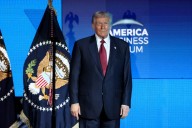 Trump’s Net Approval Rating on Handling Government Shutdown Hits New Low