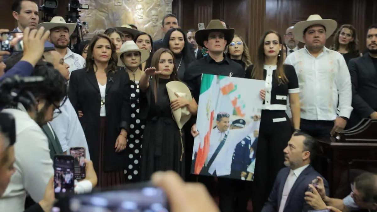 Grecia Quiroz es nombrada alcaldesa sustituta de Uruapan, tras homicidio de Carlos Manzo